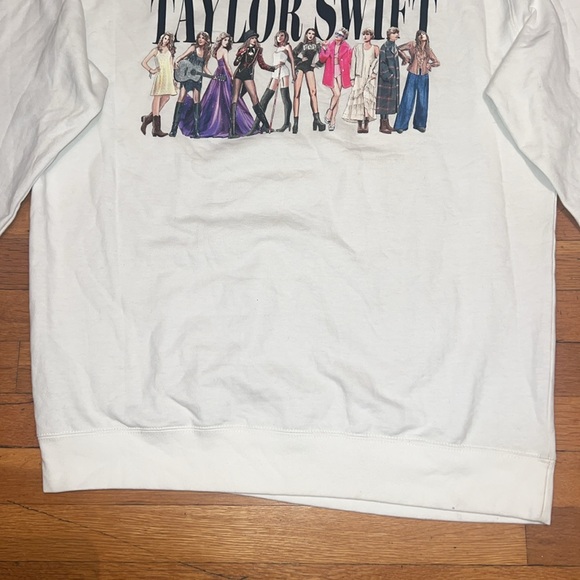 Taylor Swift Midnights Graphic Crewneck Sweatshirt, size XL - Picture 5 of 12